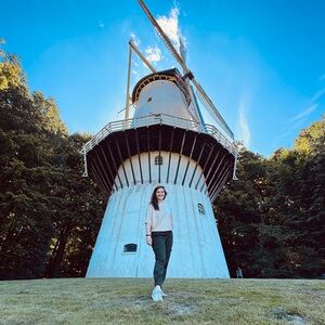 Meet your Posher, Madelynne